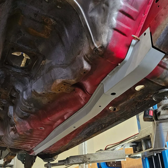 R32 CHASSIS RAILS