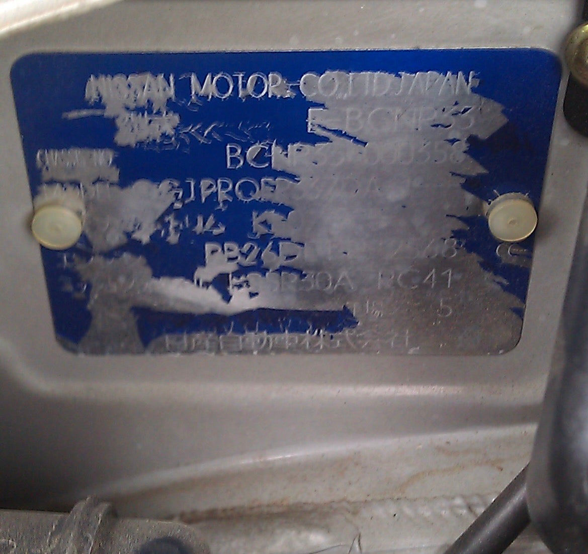 R32 BLUE VIN TAG WORN